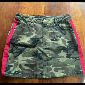 CAMO DENIM SKIRT